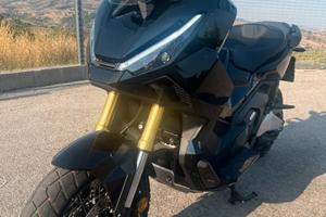 Honda X-adv 750