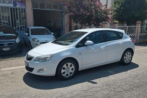 Opel Astra 1.4 16V Twinport 5 porte Enjoy