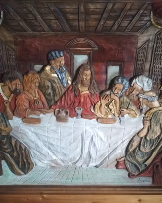 Scultura rappresentante ultima cena