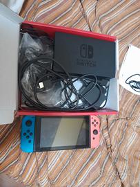 Nintendo switch + pokemon spada e scarlatto