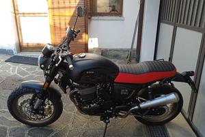 scrambler cafè racer