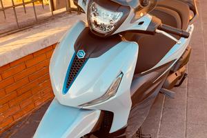 Piaggio Beverly 400 S