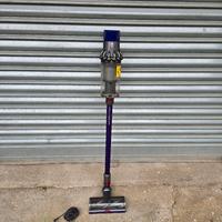 Aspirapolvere lavapavimenti Dyson Cyclone V10 