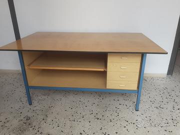 Tavolo da lavoro
