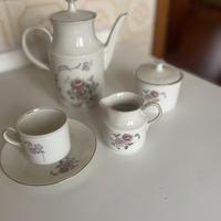 Servizio da caffè in parcellana