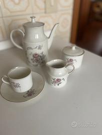 Servizio da caffè in parcellana