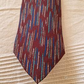 CRAVATTA  MISSONI, NUOVA. 