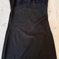 Vestito femminile colore nero