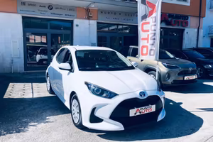 Toyota Yaris 1.0 5 porte Active