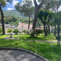 3 LOCALI A CASAMICCIOLA TERME