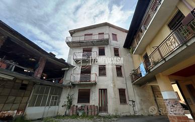 NOVEDRATE CENTRO - INTERO STABILE DA RISTRUTTURARE