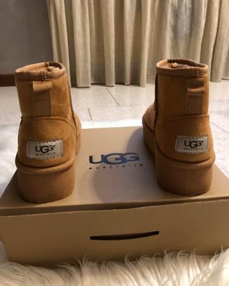 Ugg non originali nr 38 con plateau