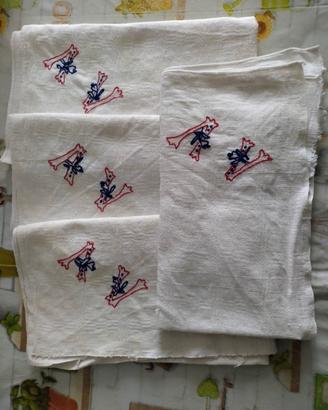 4 Antichi Strofinacci In Lino Con Iniziali Ricamat