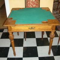 tavolino da gioco antico
