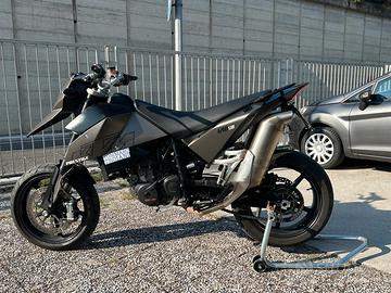 Ktm 690 Supermoto PRESTIGE