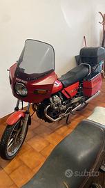 Moto Guzzi V35 targata Roma