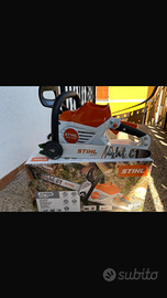 Motosega Stihl a batteria