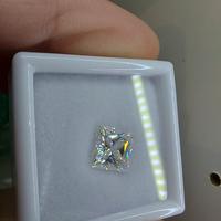 Diamante moissanite  taglio principess