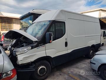 Ricambi usati Iveco Daily 2.3 del 2015