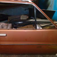 Portiera sx ford fiesta 1a serie modello 1.1 ghia