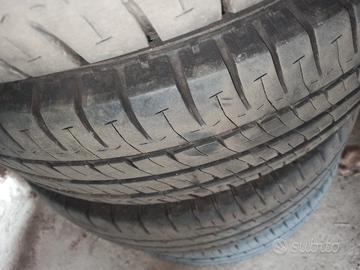 Michelin Agilis 215/70 R15 Camper/Furgone