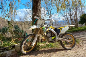 cross Suzuki rmz 250