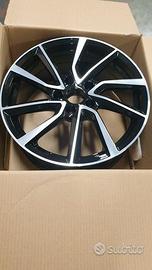 Cerchi in lega r17 hyundai