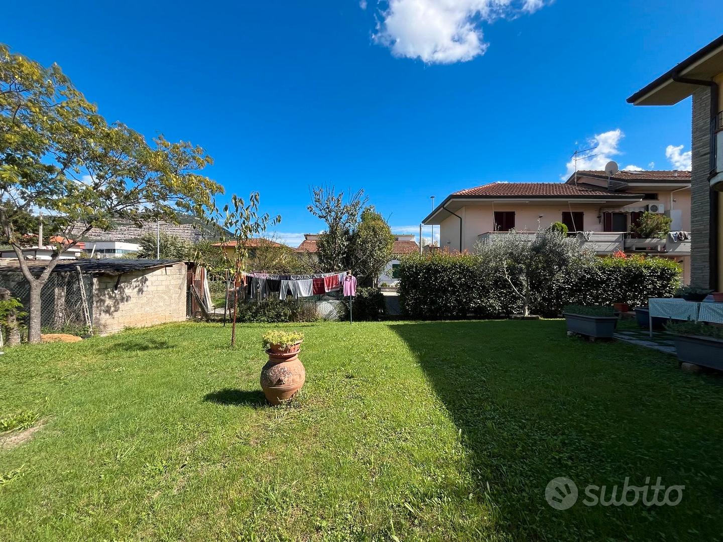 Giardino,terra di pertinenza Via Emilia Monsummano - Vista 3