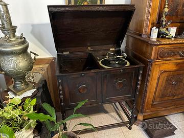 Mobile con Grammofono Academy 1900