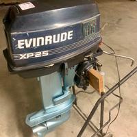 Motore Evinrude 25/35 XP 521cc