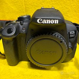 Canon eos 700 D