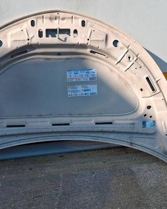 Lancia ypsilon Cofano / bonnet 