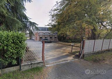 Immobile in asta di 952 m² a Busto Arsizio