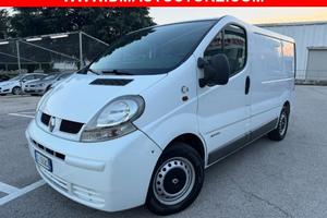 RENAULT Trafic T27 1.9 dCi/100 GANCIO TRAINO
