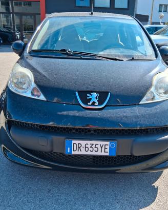 Peugeot 107 1.0 68CV 5p. Plaisir