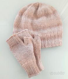 Completo donna invernale: berretto e guanti beige