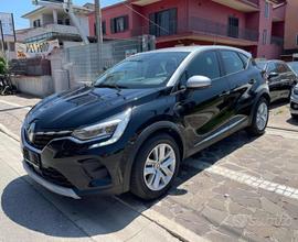 Renault Captur business