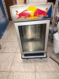 Frigo Red bull 