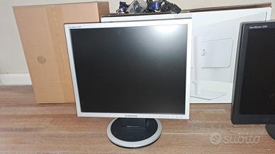 Monitor Samsung 4:3 19"