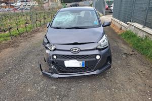 HYUNDAI I10 MPI STYLE 2017 SINISTRATA MARCIANTE