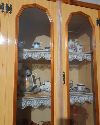 Credenza  grande, Siciliana  completa  servizi 