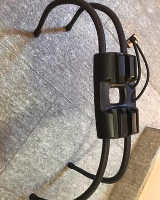 Tablift: porta tablet da letto