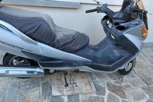 Suzuki AN Burgman 400 - 2003