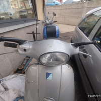 Vespa 50 et4