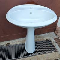 Lavabo a colonna