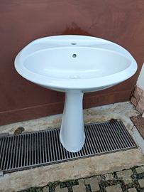 Lavabo a colonna