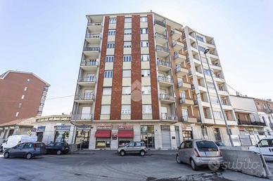 3 LOCALI A TORINO