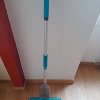 Scopa spazio Mop con spruzzino