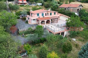 Villa bifamiliare Fiuggi [Cod. rif V6007VRG]