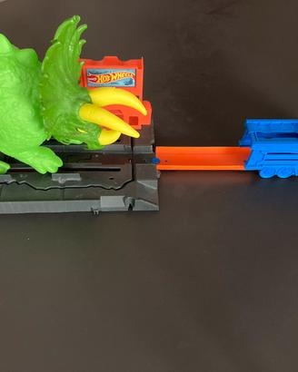 Hot Wheels City Attacco del Triceratopo